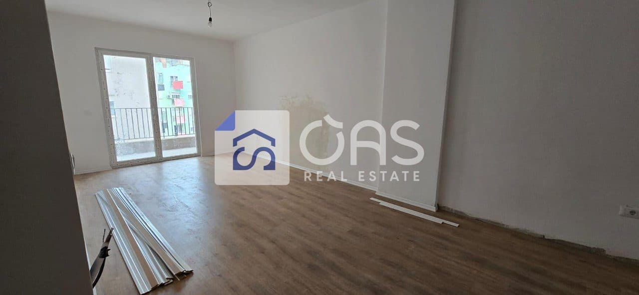 Shitet apartament 2+1+2 ne Laprake 2