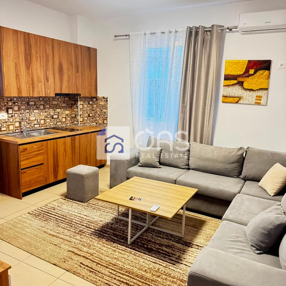 Jepet me qera apartamenti 1+1 Ne 5 maj