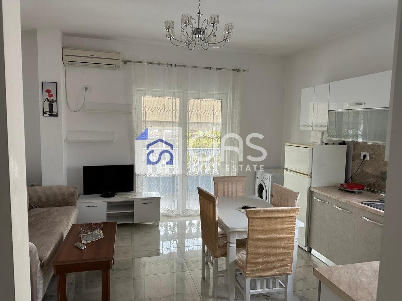 Jepet me qera apartament 2+1 ne Paskuqan.