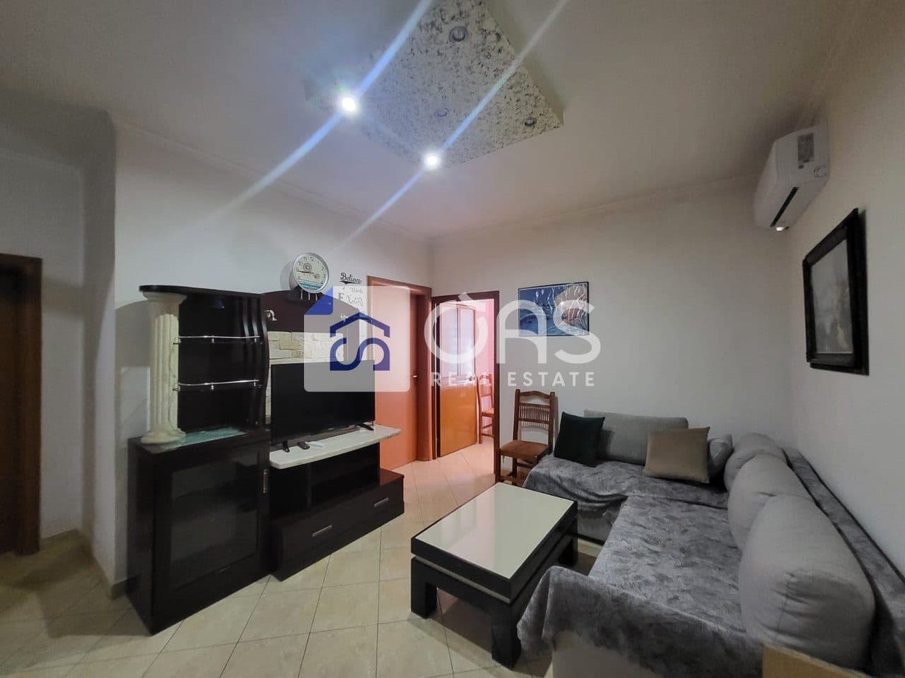 jepet me qira apartamenti 2+1 astir (rruga loni ligori)