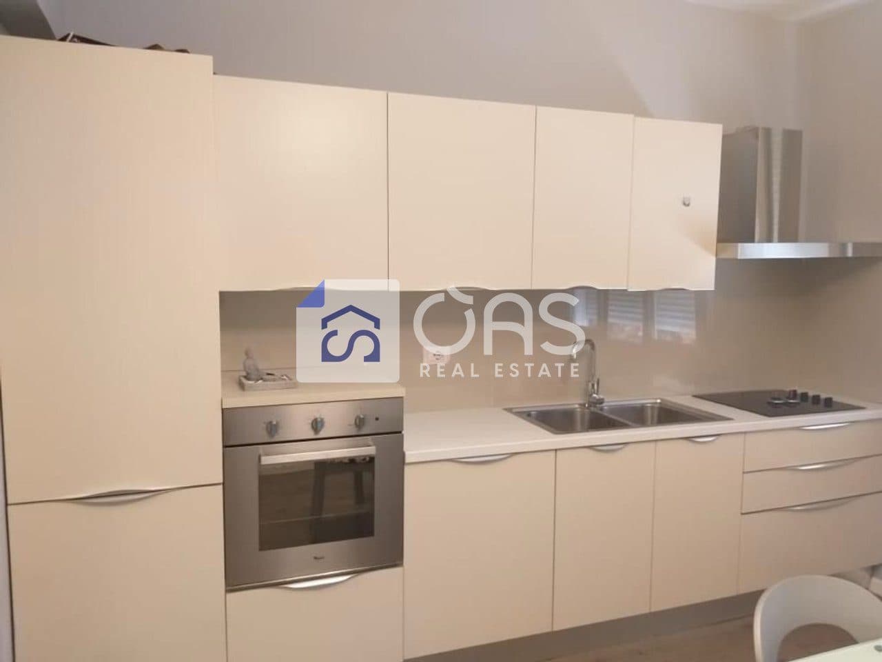 jepet me qira Apartament Luksoz 1+1 Bllok (pizza time) 4