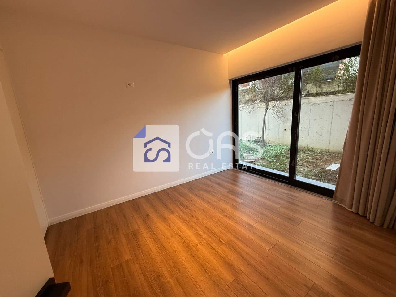Shitet Apartament 2+1+2+Post Parkimi ne Fark (O2 Residence). 3