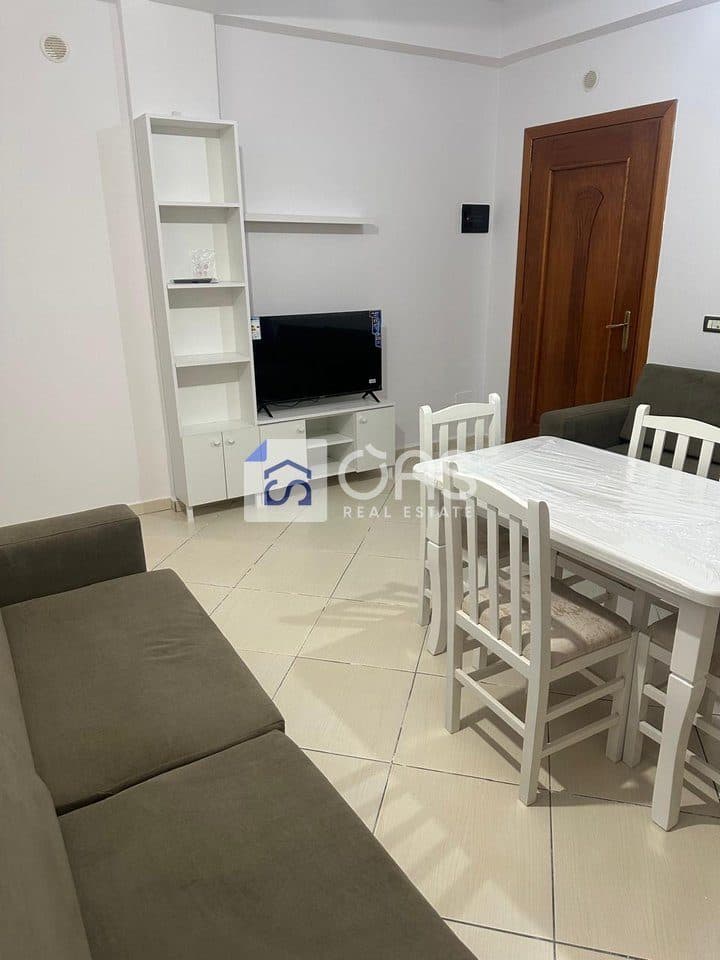 Jepet me qera apartament 2+1 ne Fresk 2