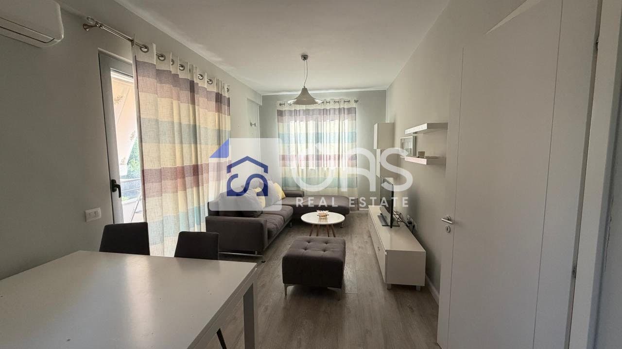 Jepet apartament me qera 2+1 te Liqeni i Thate