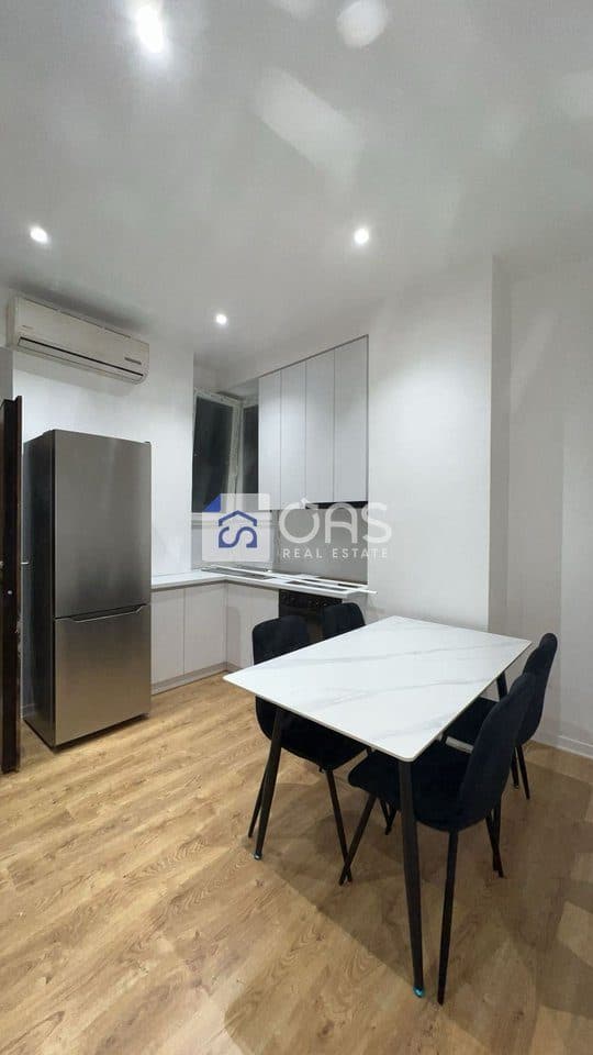 Jepet me qera garsionere tek Rruga e barrikadave