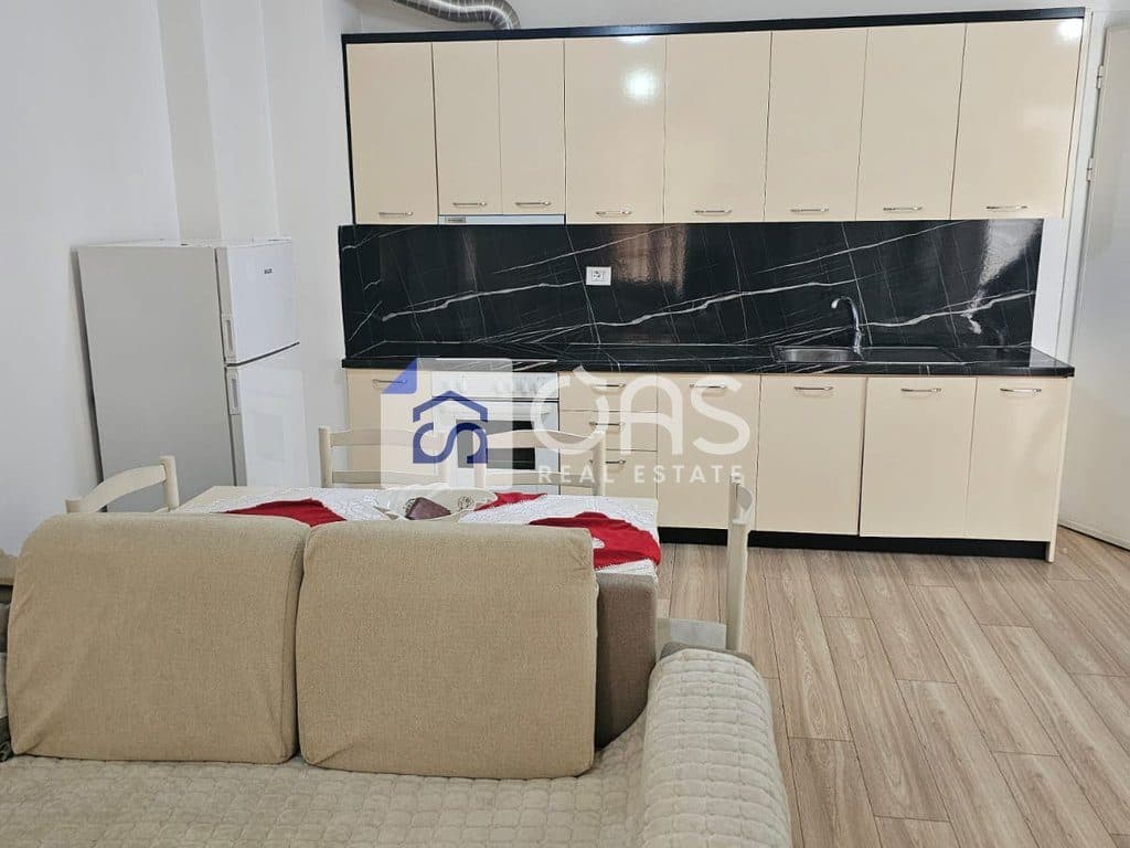Jepet me qera apartamenti 2+1 Ali Demi Kompleks Mangaleni 3