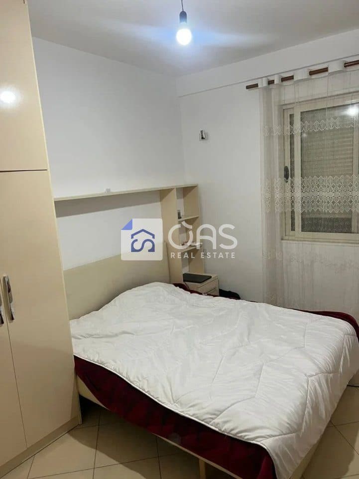 Jepet apartament me qera 1+1 Ne Fresk 2