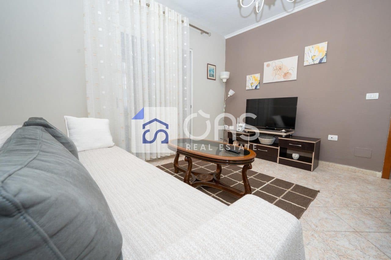 Jepet me qera apartament 2+1 tek Sheshi Willson 4