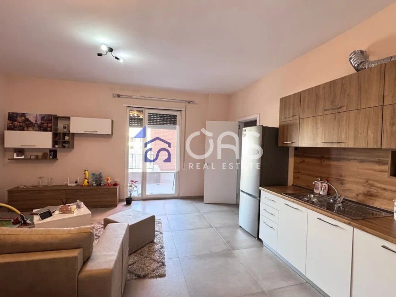 Jepet me qira apartament 1+1+Verande Ne Paskuqan 4