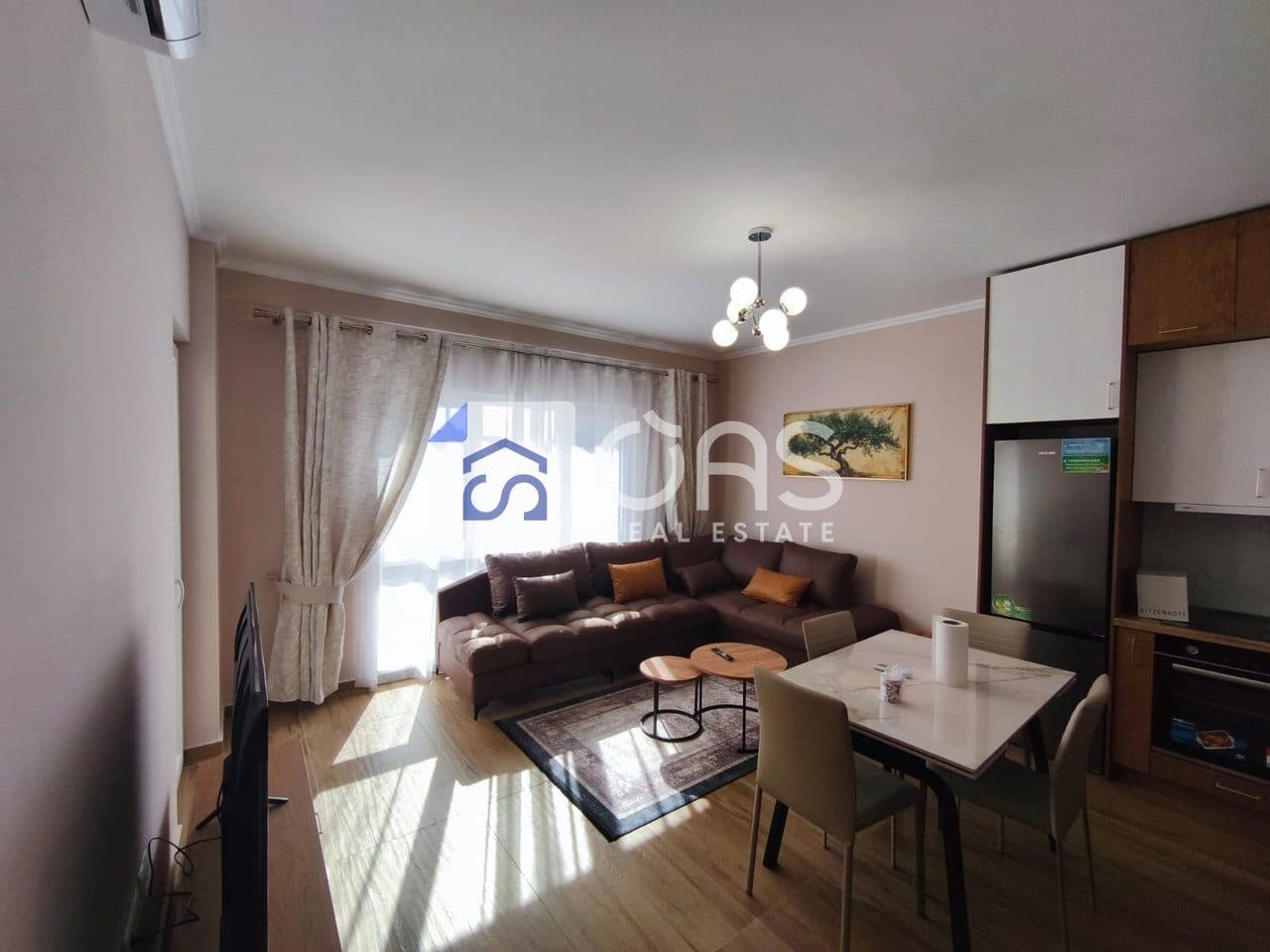Jepet apartament me qera 1+1+ post parkimi ne Zog te Zi