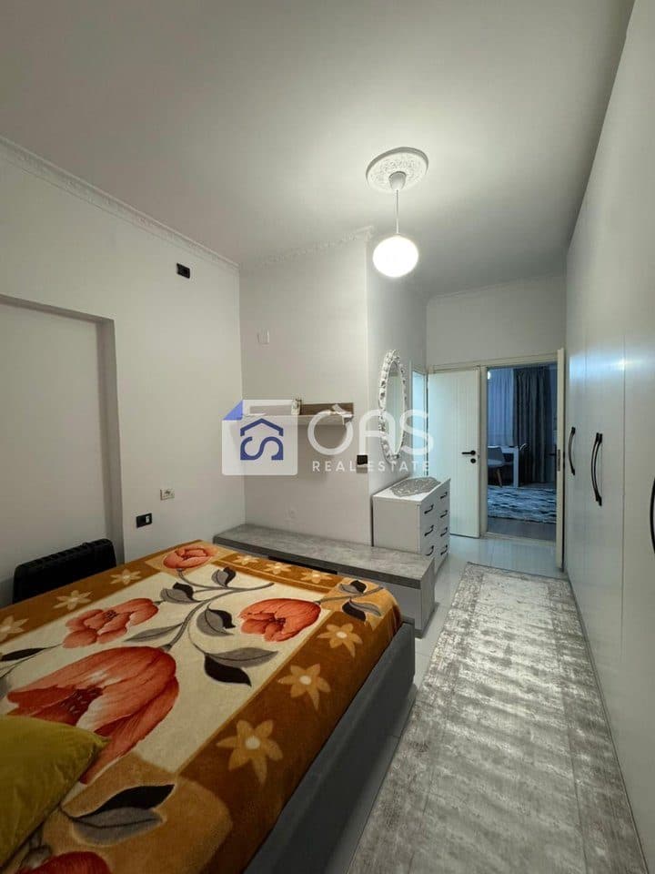 Jepet apartament me qera 1+1 Rruga E Dibres 2