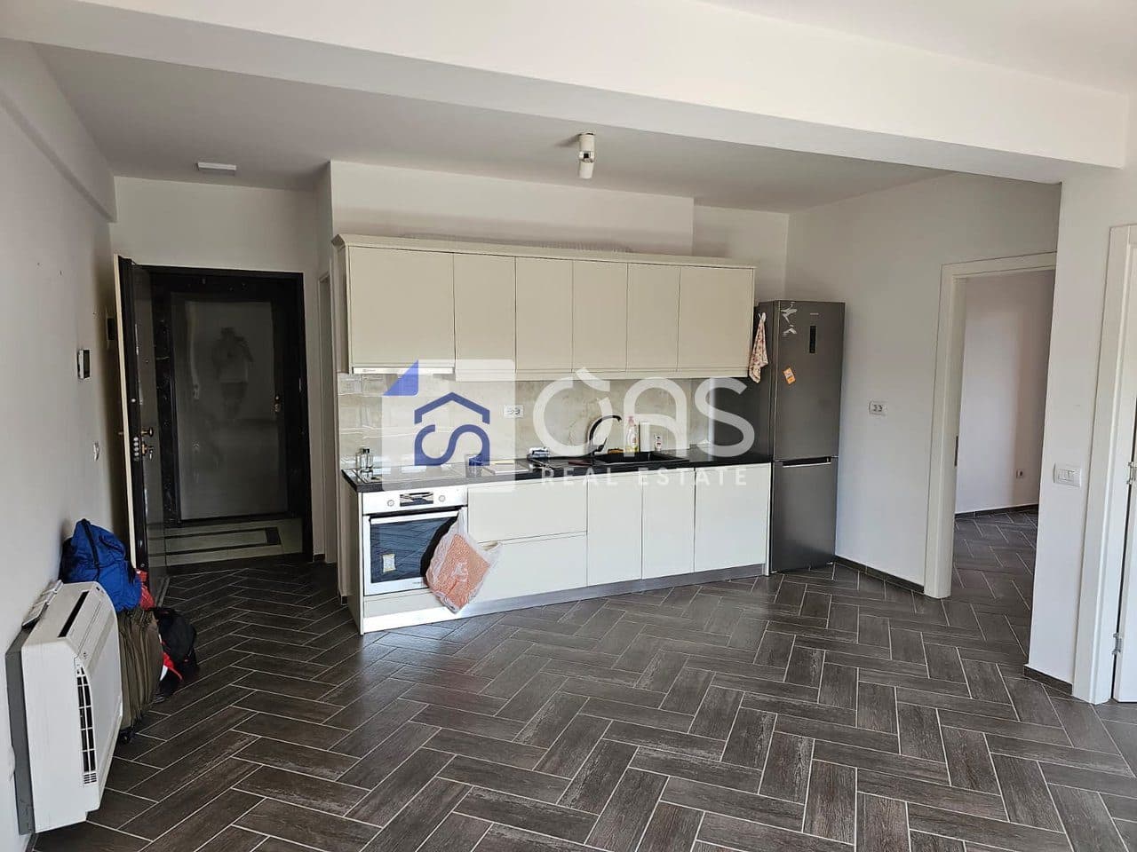 Apartament 2+1 Me Qira në Myslym Shyri, Qendër - 1,000€ | 74 m²