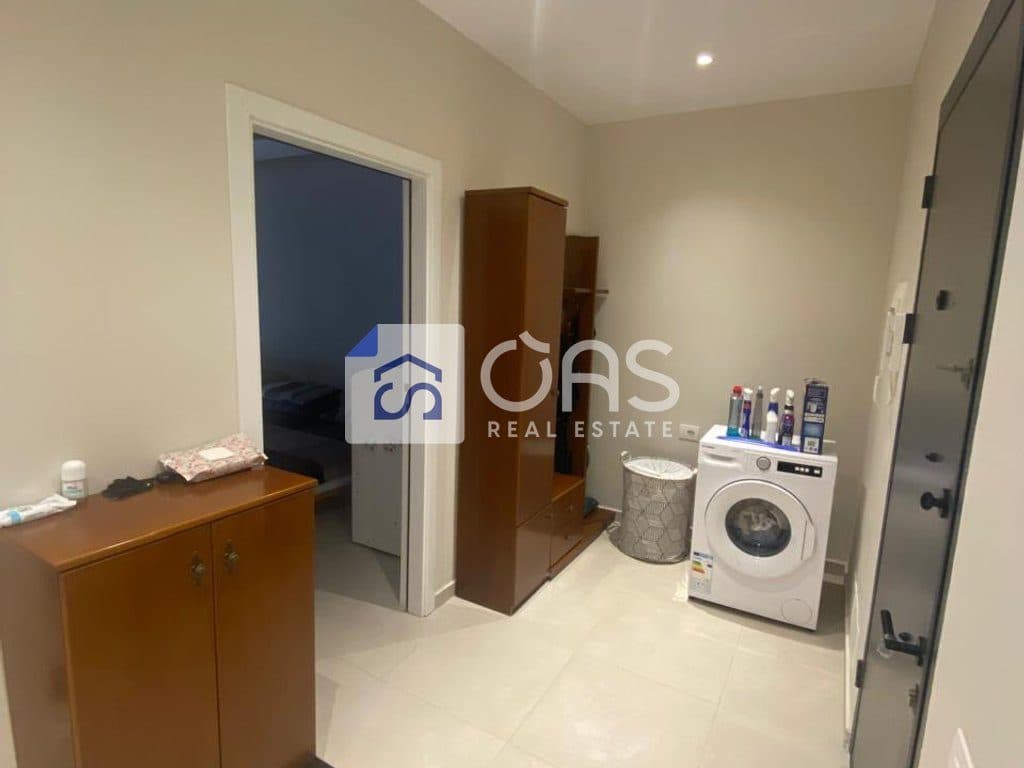Jepet me qera apartamenti 1+1 5 Maj 3