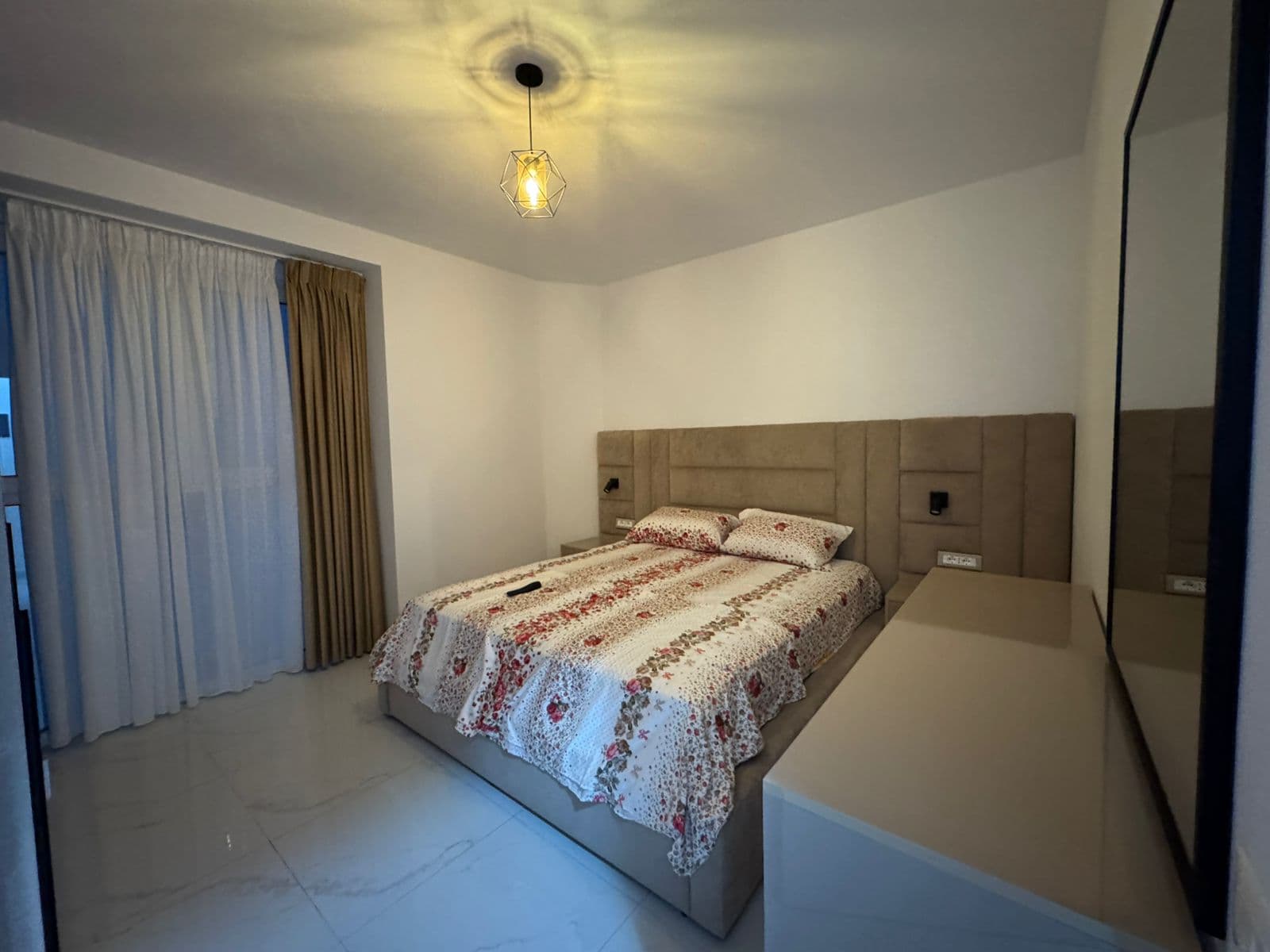 Jepet apartament 1+1 me qera ne Astir (Kompleksi Molla). 3