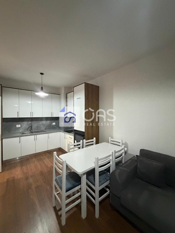 Jepet me qera apartament 1+1 ne Astir