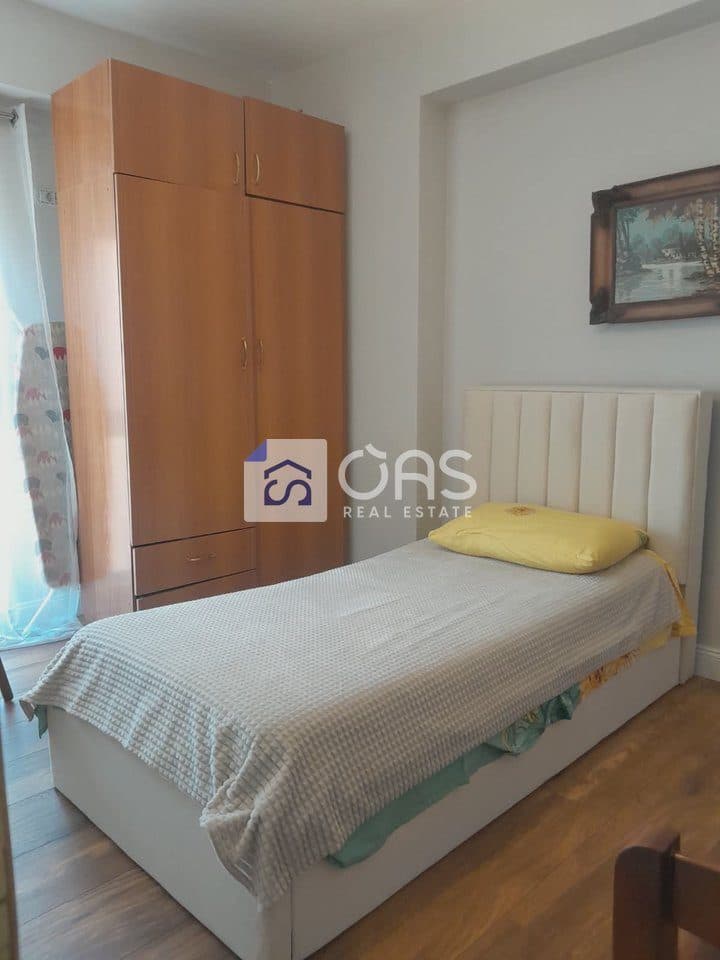 Jepet me qera apartament 2+1 Kompleksi Delijorgj 3