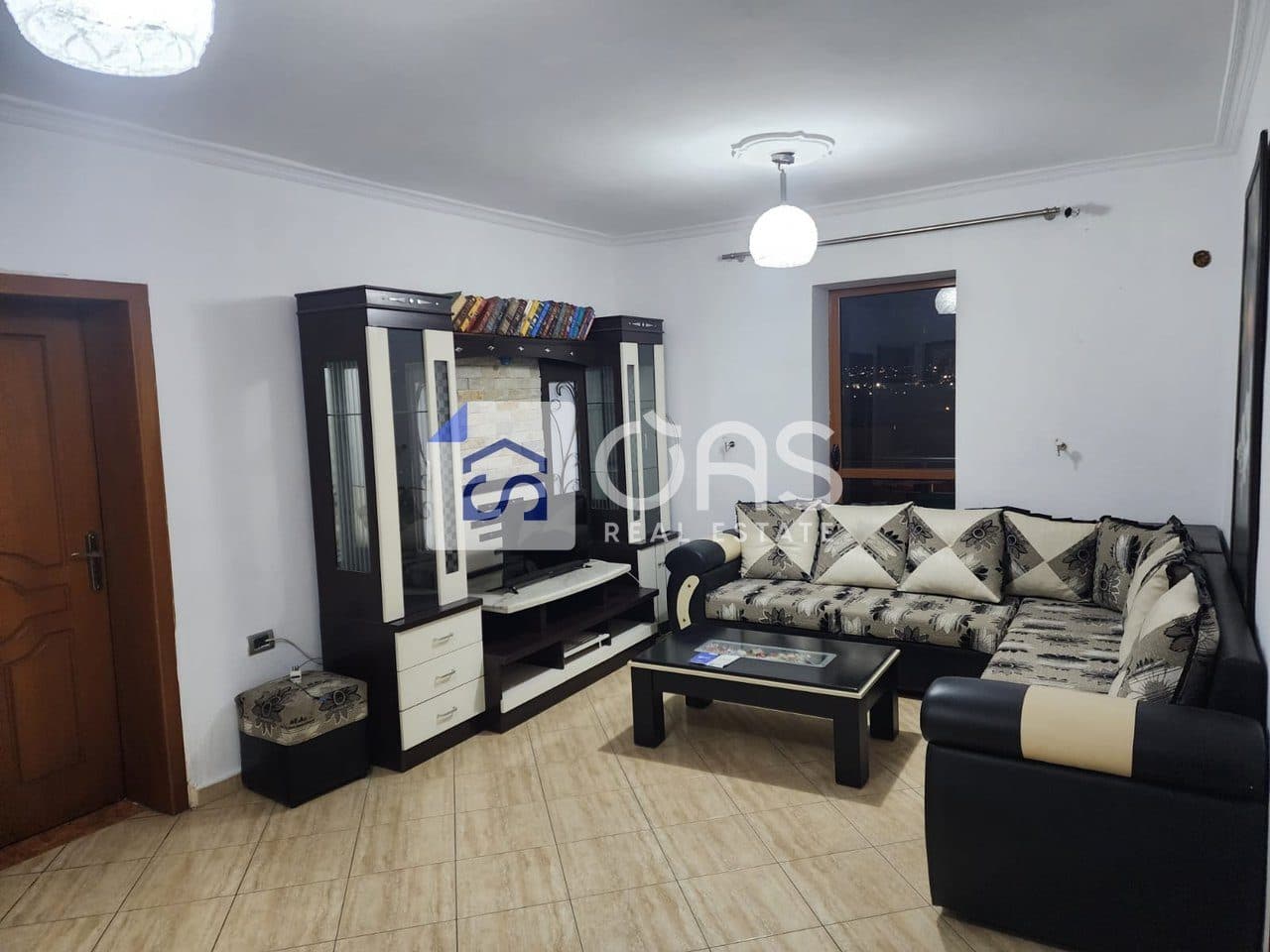 Apartament 3+1 Me Qira në Institut, Tiranë - 400€ | 90 m²
