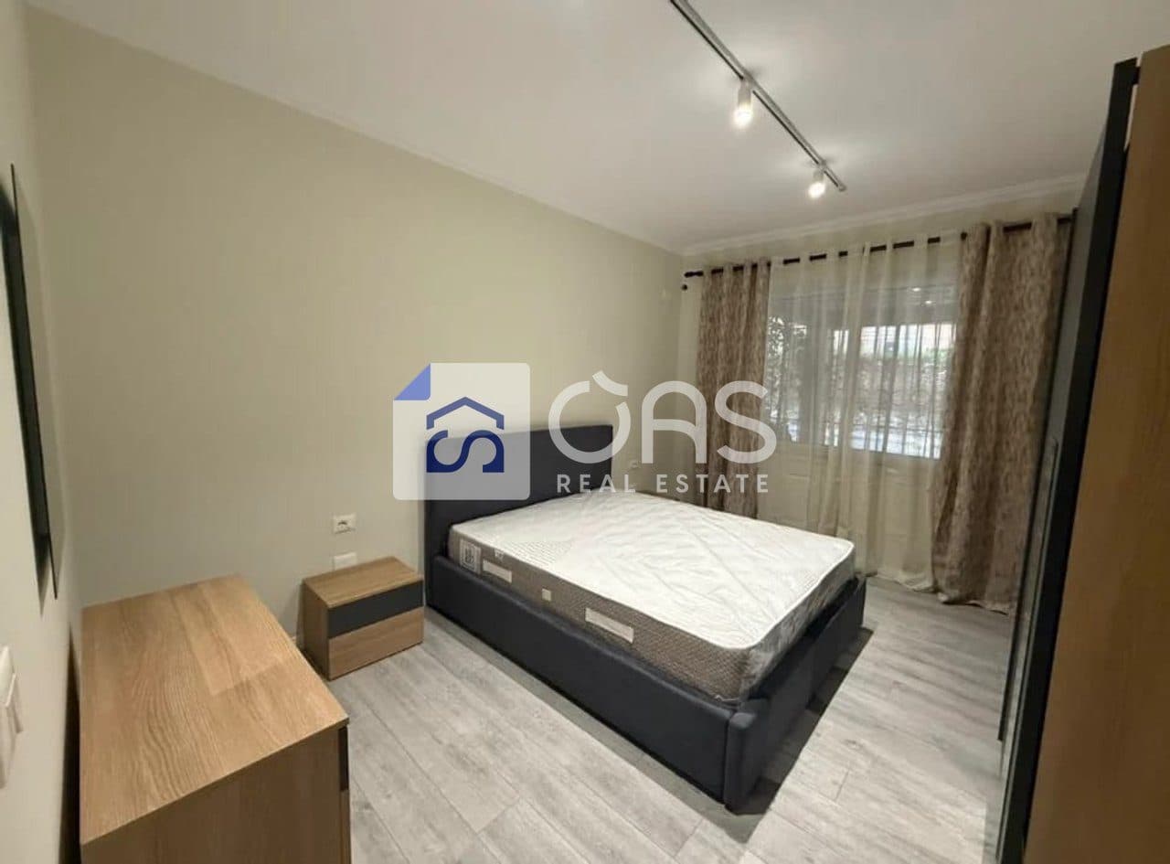 Jepet apartament me qera 2+1 Ne Bllok 2