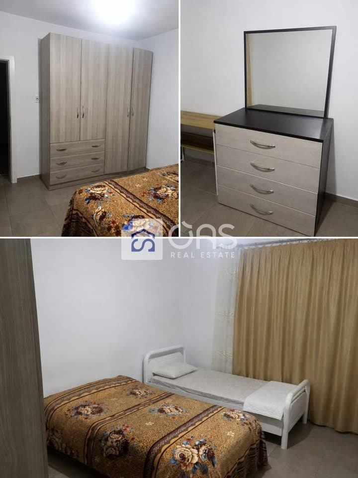 Jepet me qera apartamenti 2+1+2 rruga mine peza 4