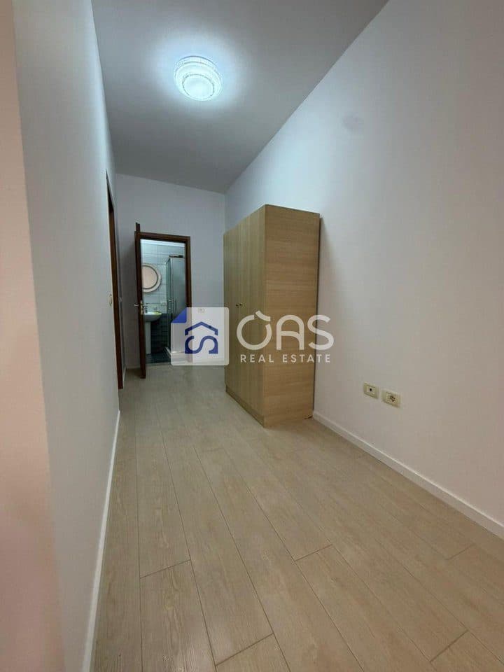 Jepet me qera apartament 1+1 kodra e diellit 4