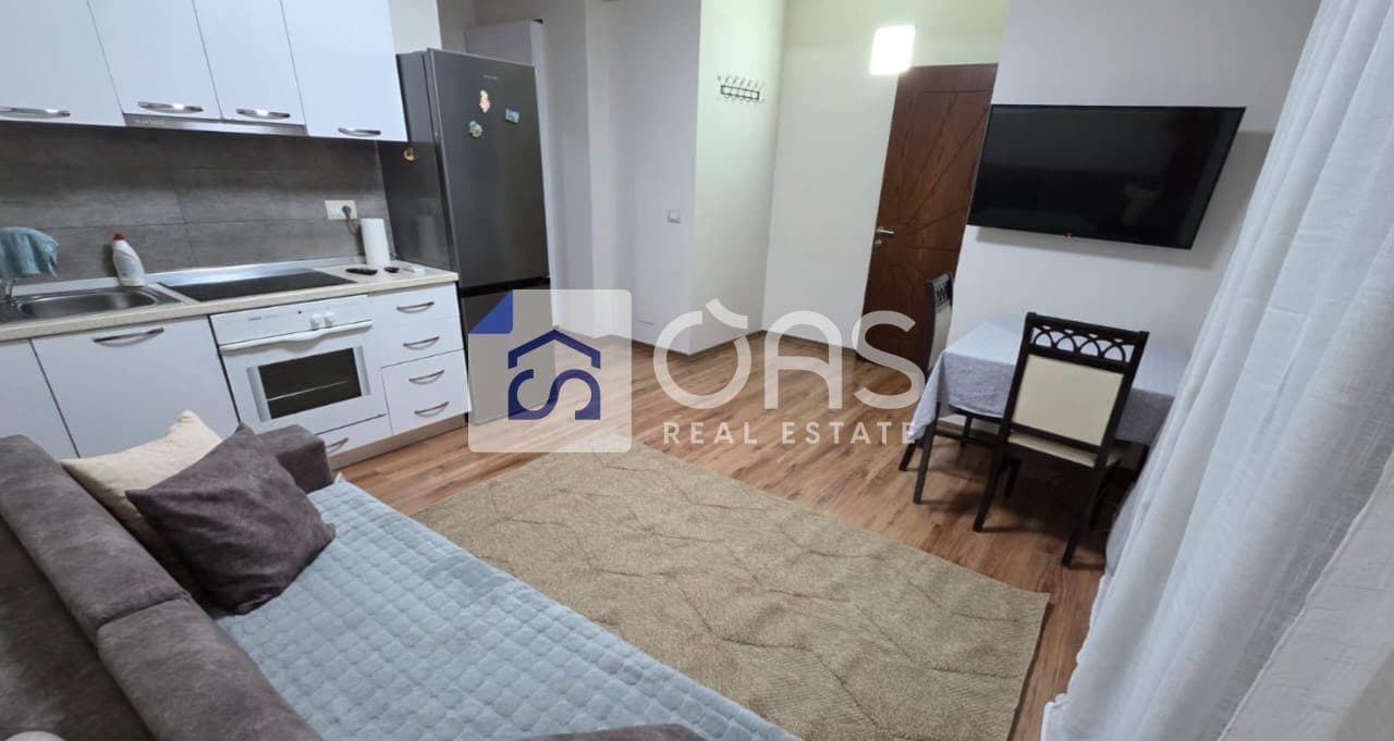 Jepet apartament me qera 1+1 Rruga E Elbasanit 2