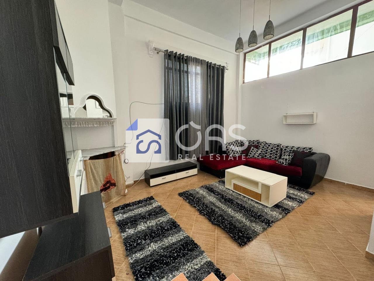 Jepet me qera apartament 1+1 ne 5 Maj.