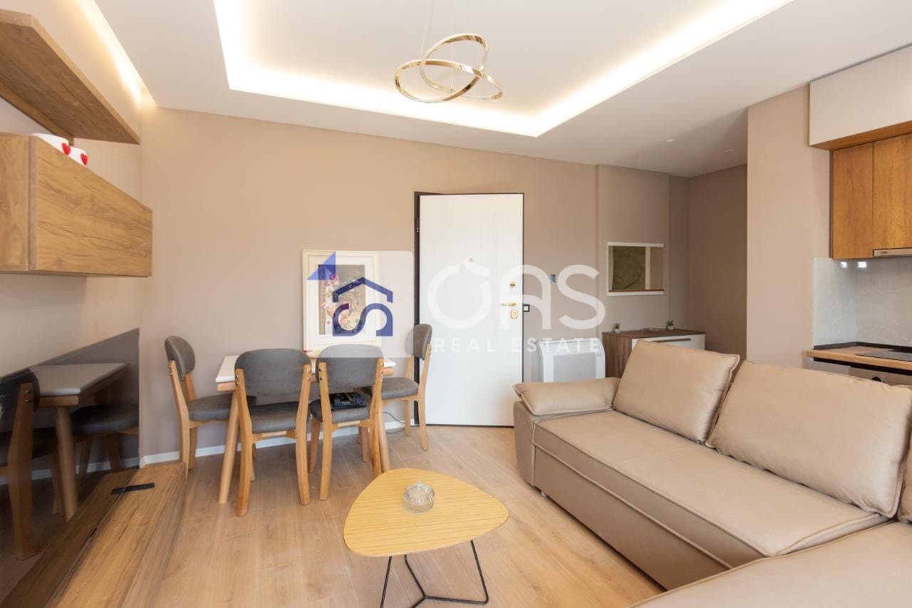 Jepet me Qera Apartament 1+1 Tek Bulevardi i Ri
