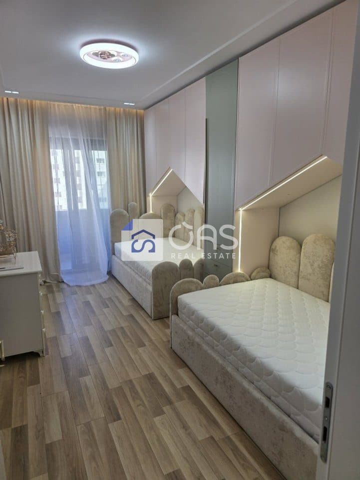 Apartament 2+1 Me Qira në Unazën e Re, Tiranë - 1000€ | 117 m² 3