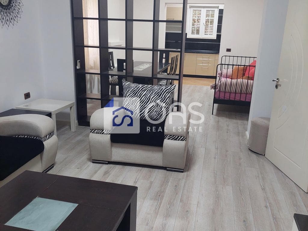 Jepet apartament me qera 2+1 Ne Ali Dem