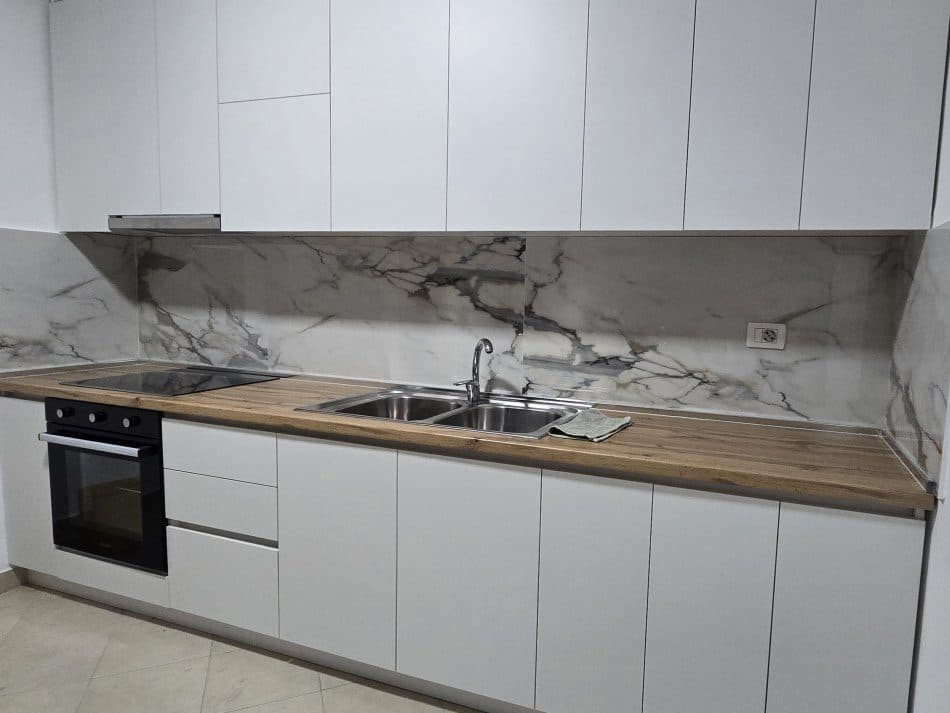 Jepet me qera Apartament 3+1+Ballkon Ne Don Bosko