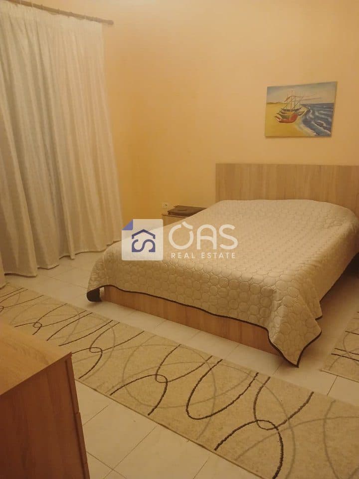 Jepet me qera apartament 2+1 Ali Demi 3