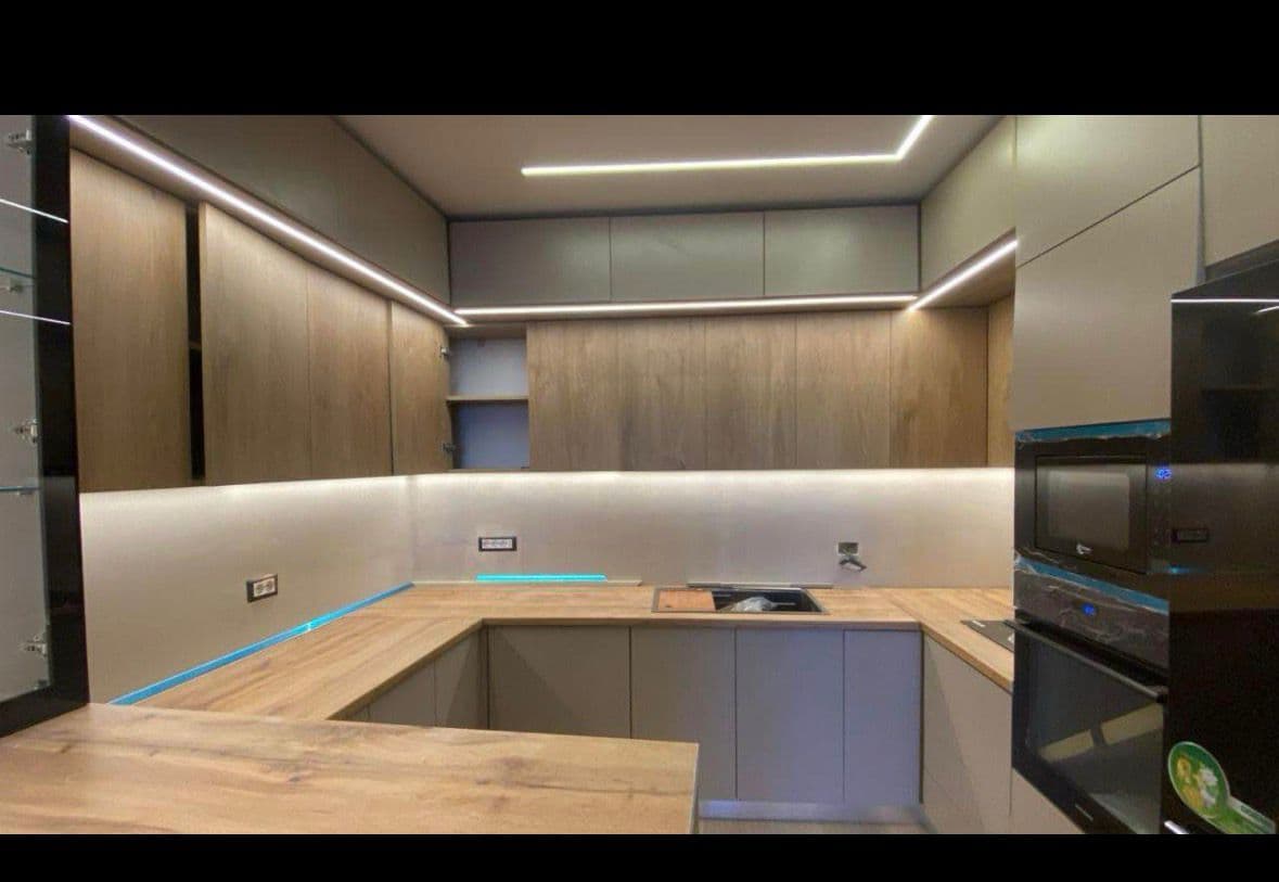 Shitet apartament 2+1+2 TE Rruga e Dibres 24.500.000 euro 3