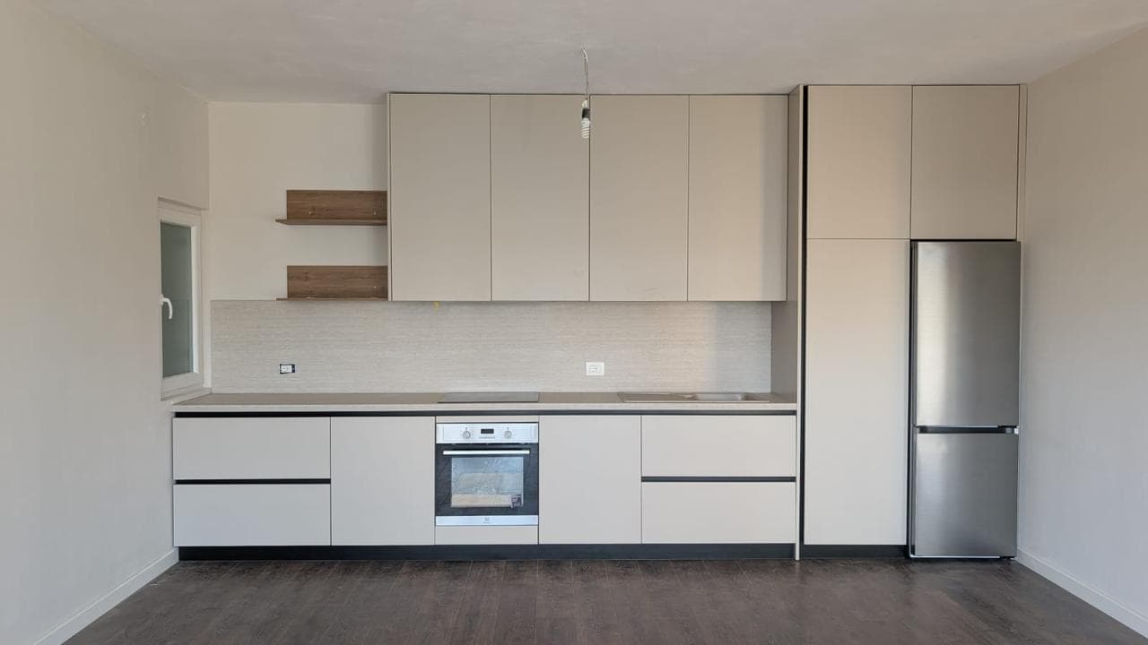 Jepet me qera apartament 2+1+2 Tek Bulevardi i Ri 2