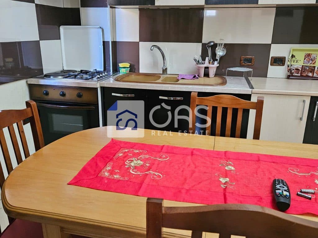 Jepet me qera apartament 2+1 Rruga Jordan Misja 2