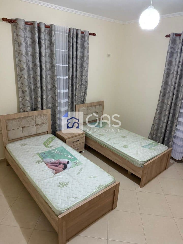 Shtëpi 2+1 Me Qira në Sauk i Ri, Tiranë - 450€ | 90 m² 2