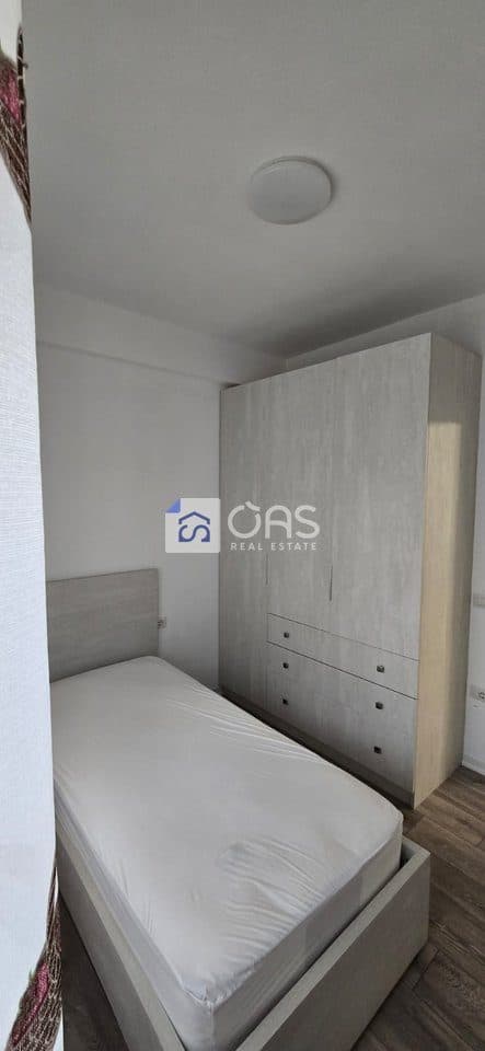 Jepet me qera apartamenti 2+1 tek Liqeni i Thate 3