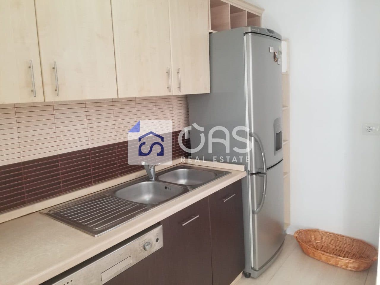 Jepet me Qera Apartament 2+1 Ne Bllok 2