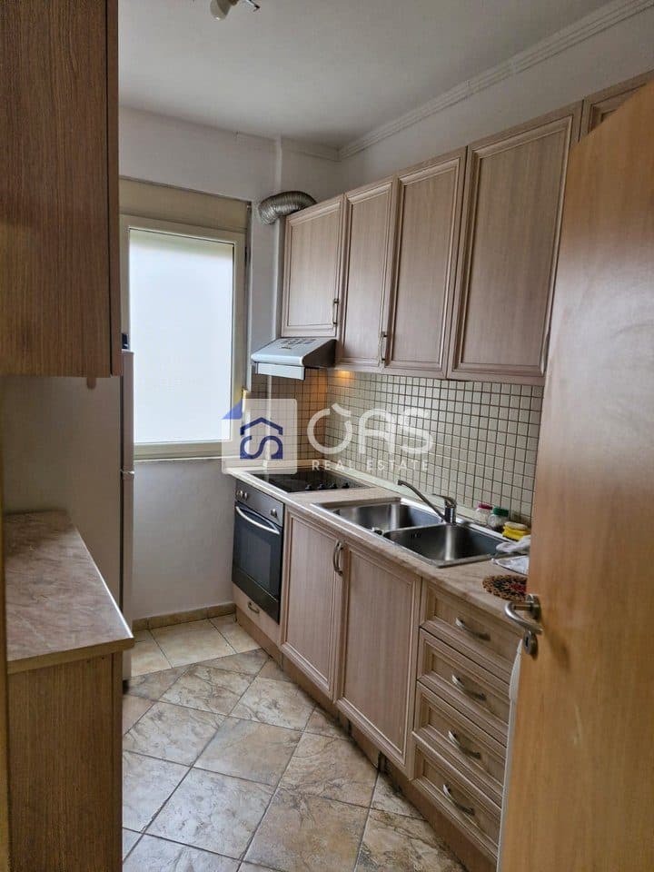 Jepet apartament me qera 2+1 tek Rruga e Kosovareve 2
