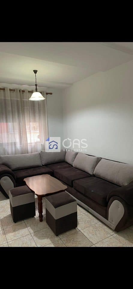 Jepet apartament me qera 1+1 Myslym Shyri 4