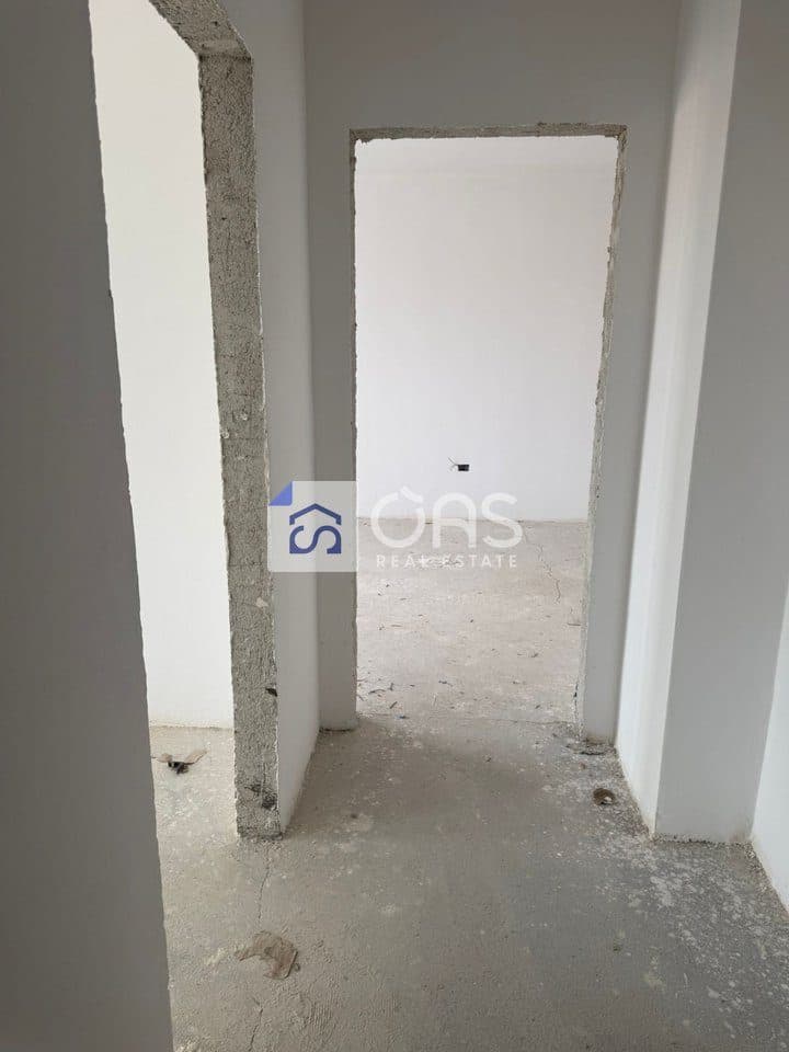 Shitet apartament 1+1 ne Kinostudio 4
