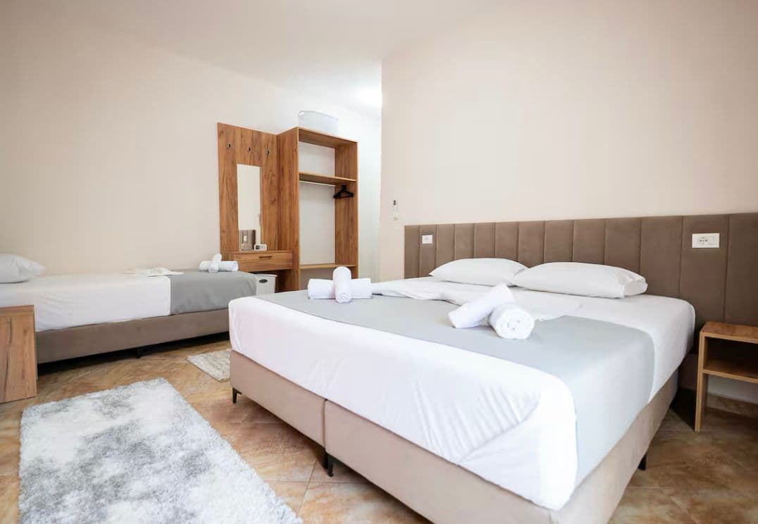 Jepet me qera apartament 2+1 tek Kodra Diellit 3