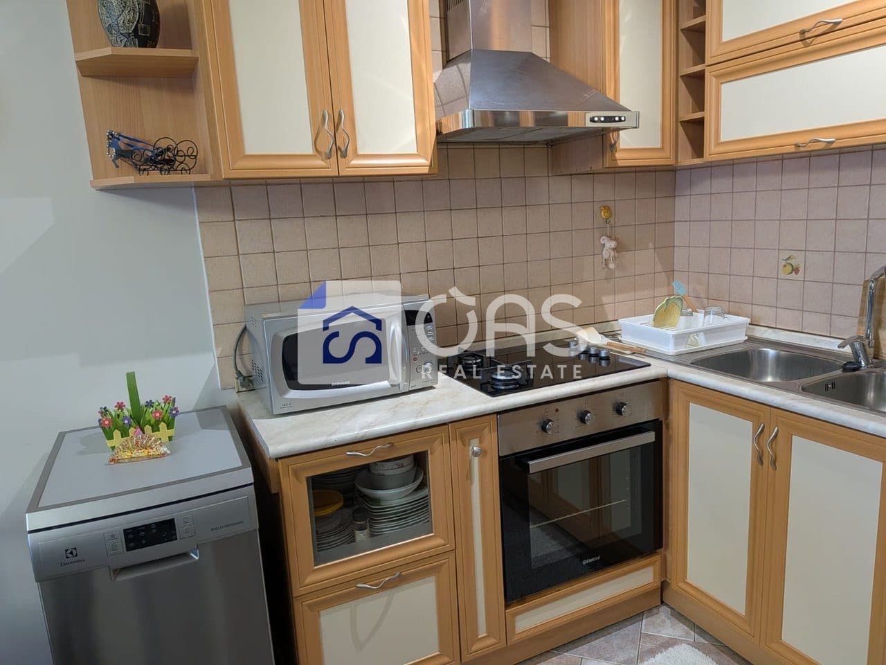 Jepet Apartment me qera 1+1 SHKOLLA E BALETIT 4