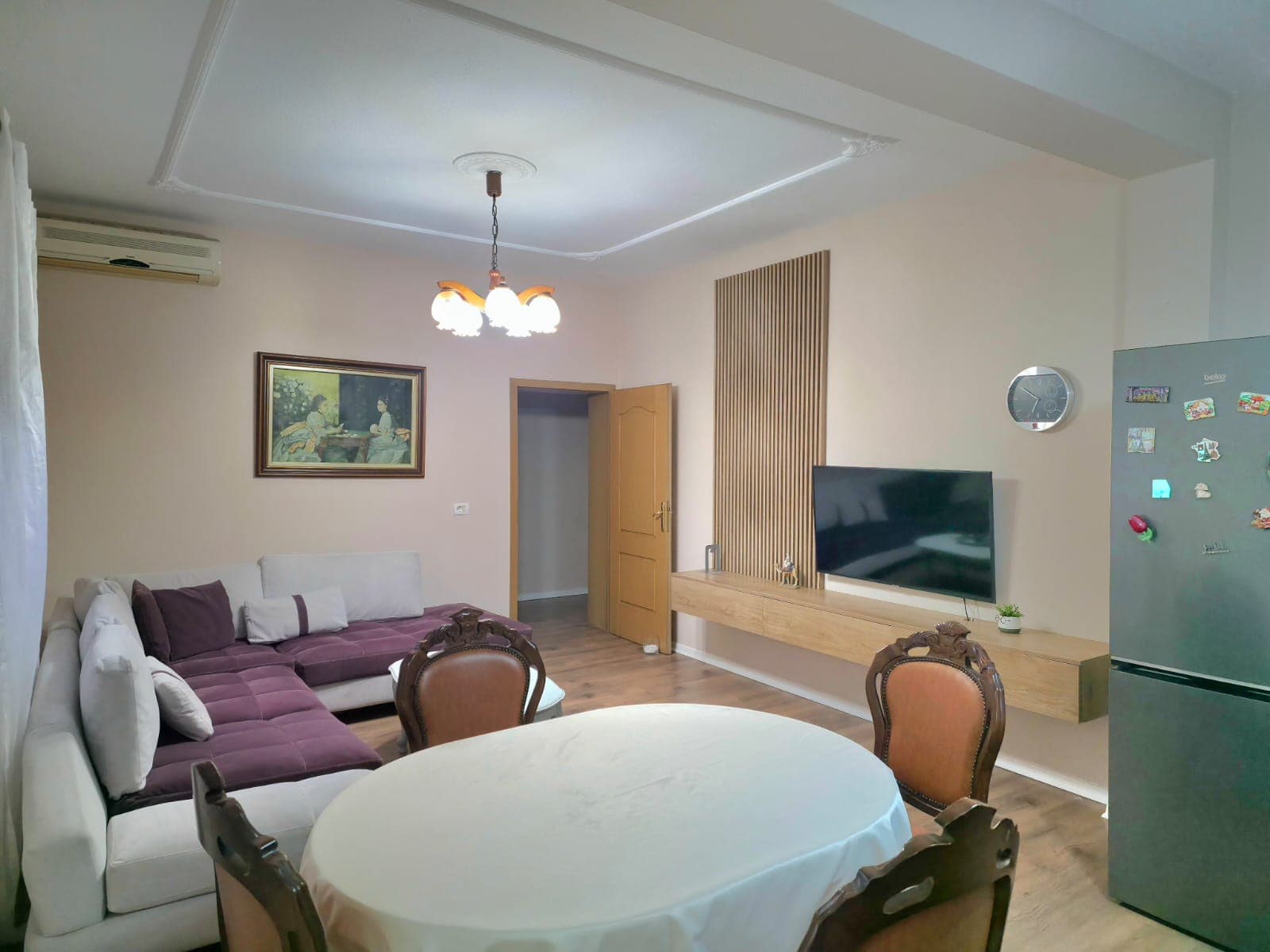 Jepet me qera Apartamenti 3+1+2 Fusha Aviacioni 2