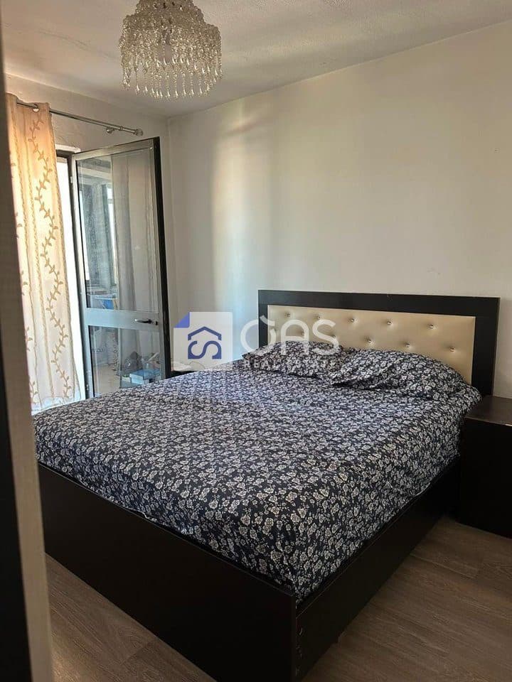 Jepet me qera apartamenti 2+1+2 rruga mine peza 2