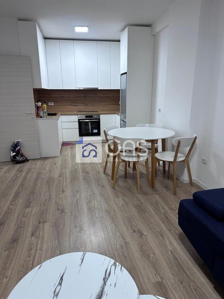 Jepet apartament me qera 1+1 ne Laprake 2