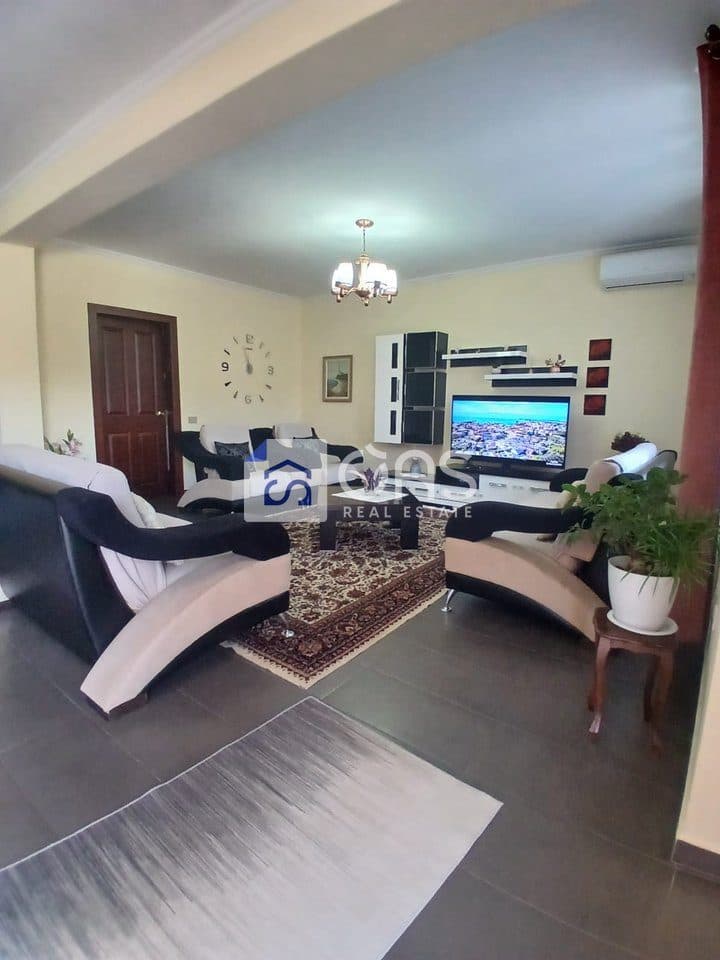 Shtëpi Private 2+1 Me Qira në Rruga Siri Kodra, Tiranë - 550€ | 110 m²