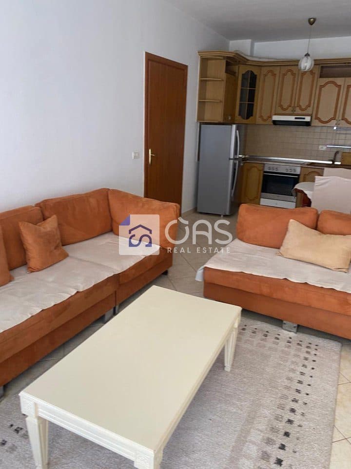 jepet me qira Apartament 3+1+2+2 KOMPLEKSI PANORAMA (SPAKU)