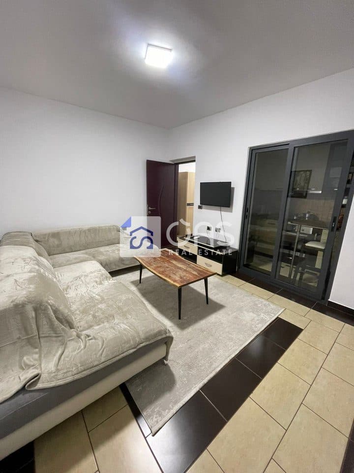 Jepet apartament me qera 1+1 Rruga e Durresi