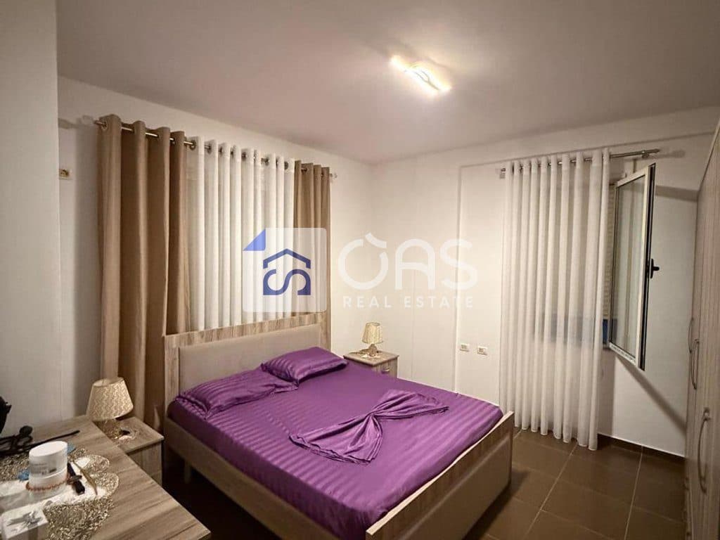 Jepet me qera apartament 2+1 tek Liqeni i Thate 3