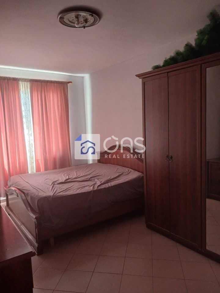 Jepet me qera apartamenti 1+1 fresk 3